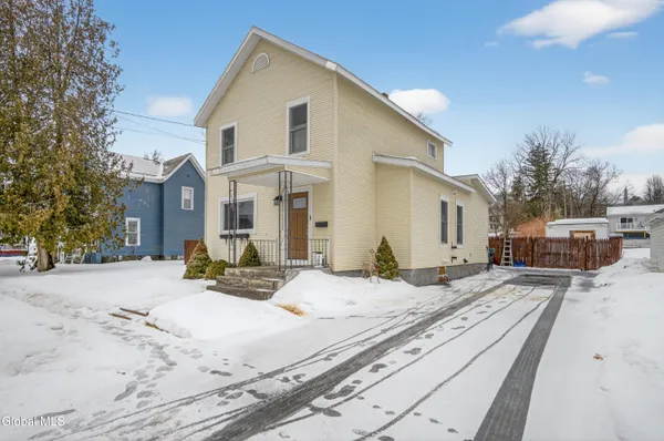 $249,900 | 25 Pearl Street, Victory, NY 12871