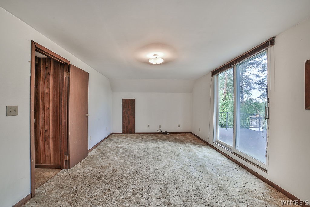 500 Hall Road Lancaster, NY 14059 - Photo 32 of 43 Apartment- Main Bedroom