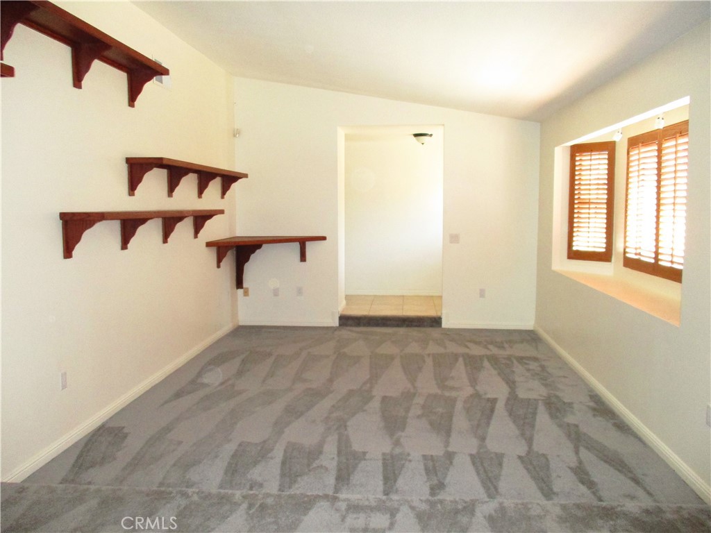 15412 Myalon Road Apple Valley, CA 92307 - Photo 11 of 56