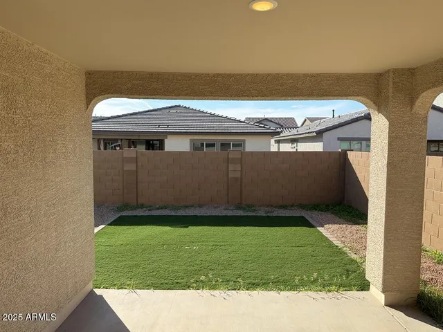 $2,075 | 11563 West Luxton Lane, Avondale, AZ 85323