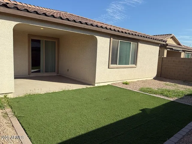 $2,075 | 11563 West Luxton Lane, Avondale, AZ 85323