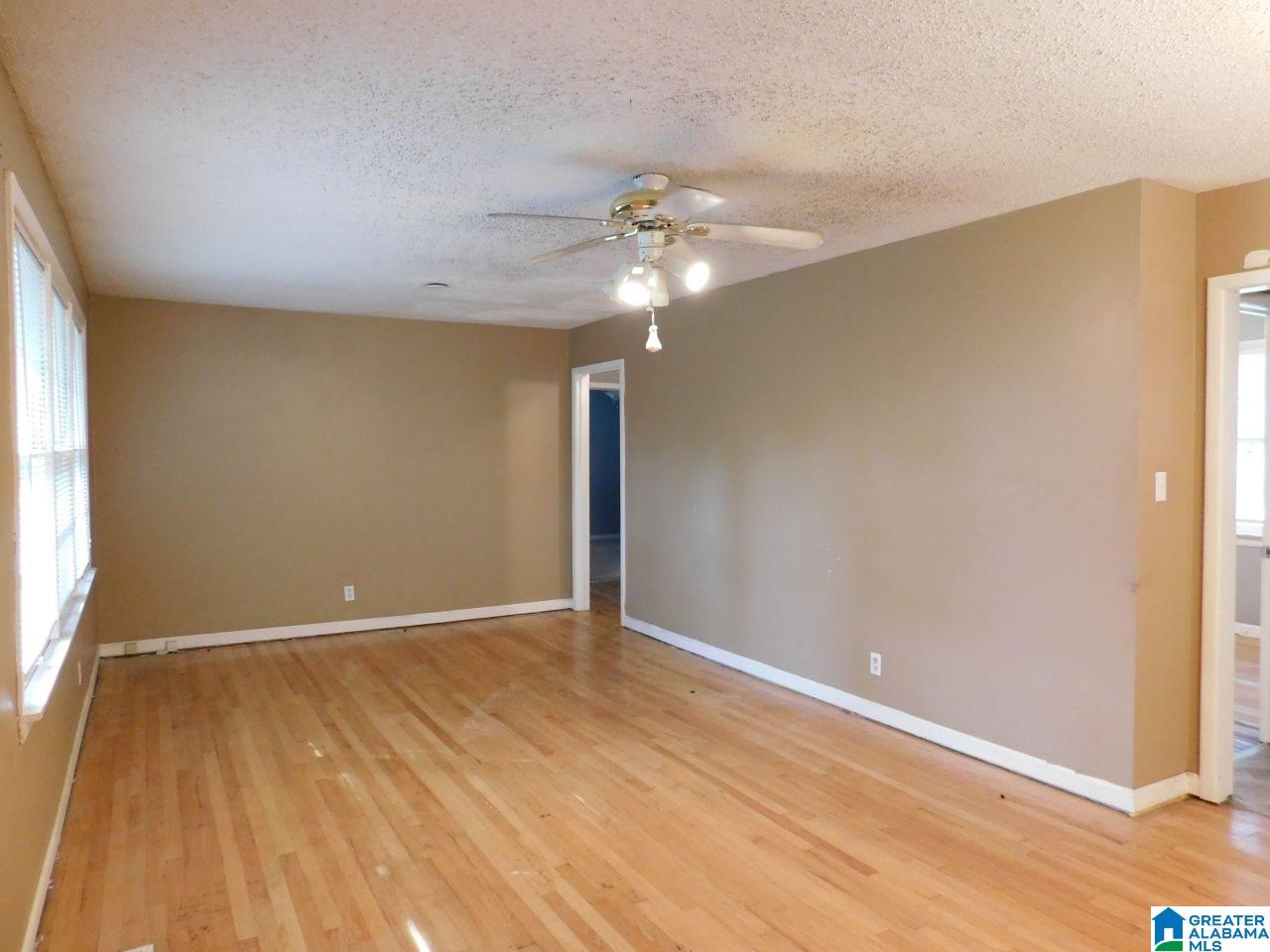 104 5th Way Pleasant Grove, AL 35127 - Photo 3 of 39