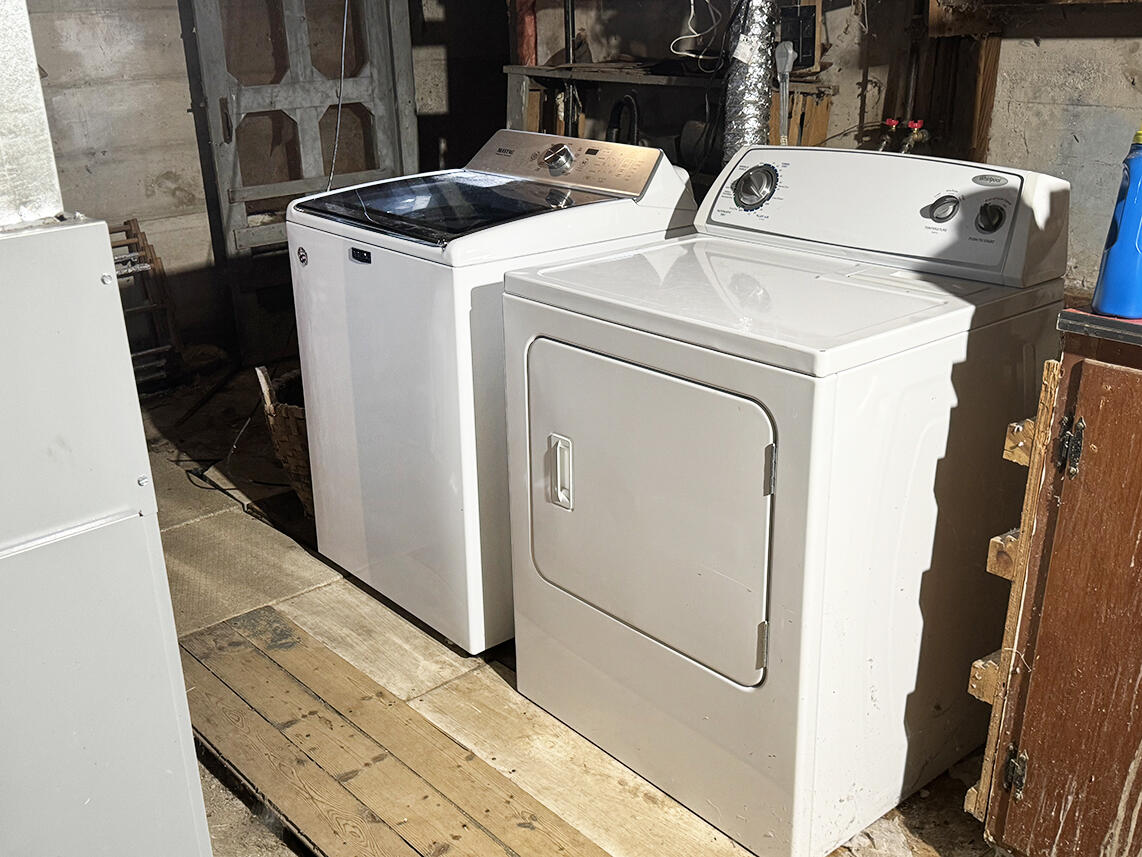 218 Capen Road Gardiner, ME 04345 - Photo 17 of 27 19 WASHER AND DRYER