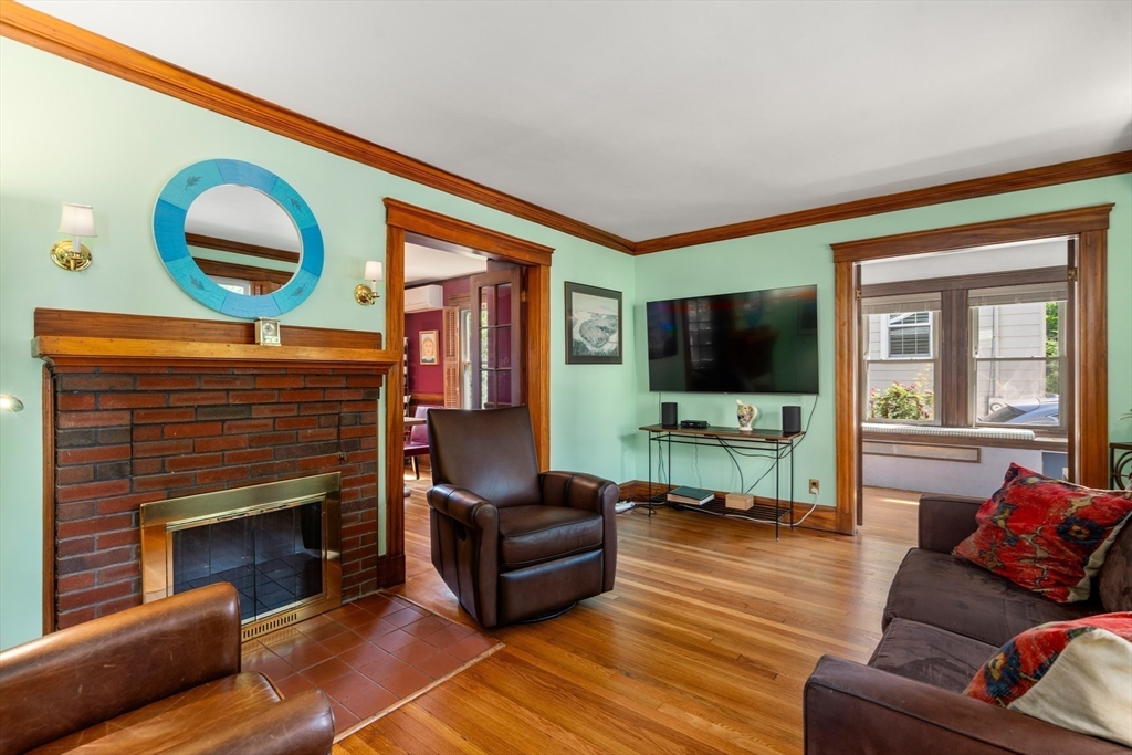 12 Rustic Road Boston, MA 02132 - Photo 5 of 34