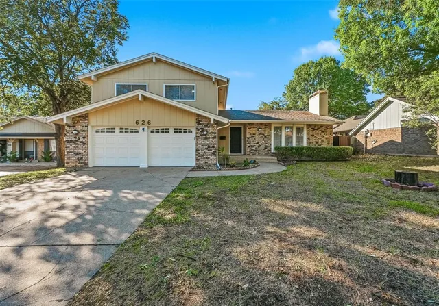 $2,675 | 626 Madison Court, Duncanville, TX 75137