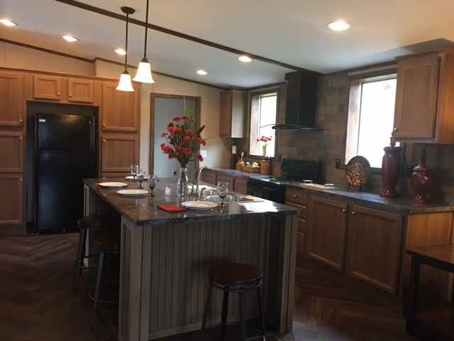 3 Agent Road Raymond, NH 03077 - Photo 3 of 13