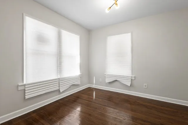 $183,900 | 15661 State Street, South Holland, IL 60473