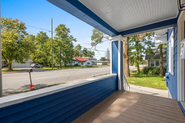 $183,900 | 15661 State Street, South Holland, IL 60473