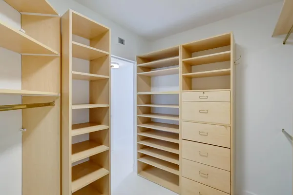 $4,500 | 3640 Yacht Club Drive, Unit 1507, Aventura, FL 33180