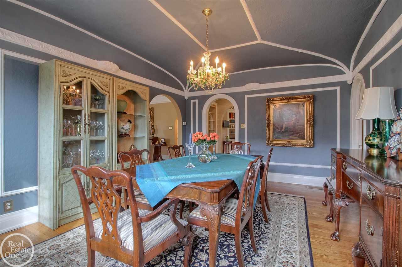 832 Trombley Road Grosse Pointe Park, MI 48230 - Photo 12 of 52