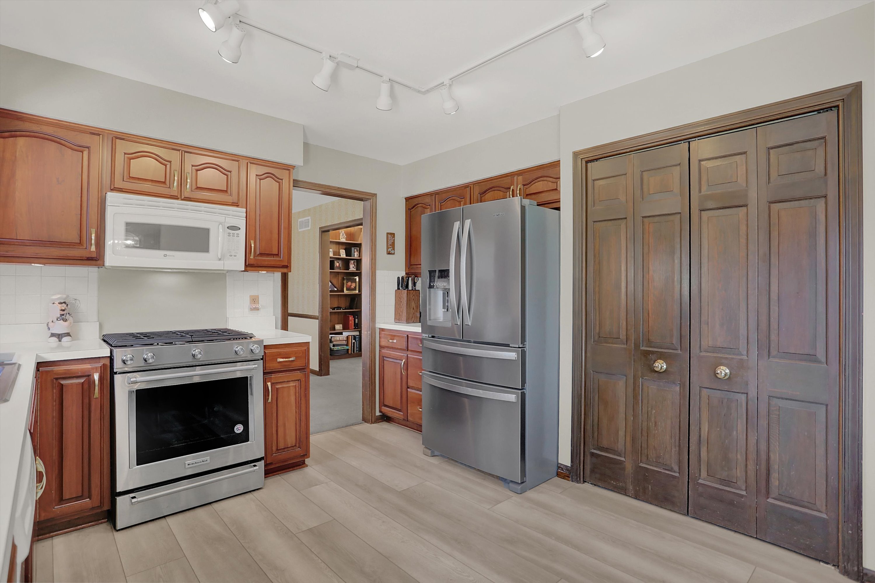 11818 Gray Road Carmel, IN 46033 - Photo 29 of 73 Gallery Image 29