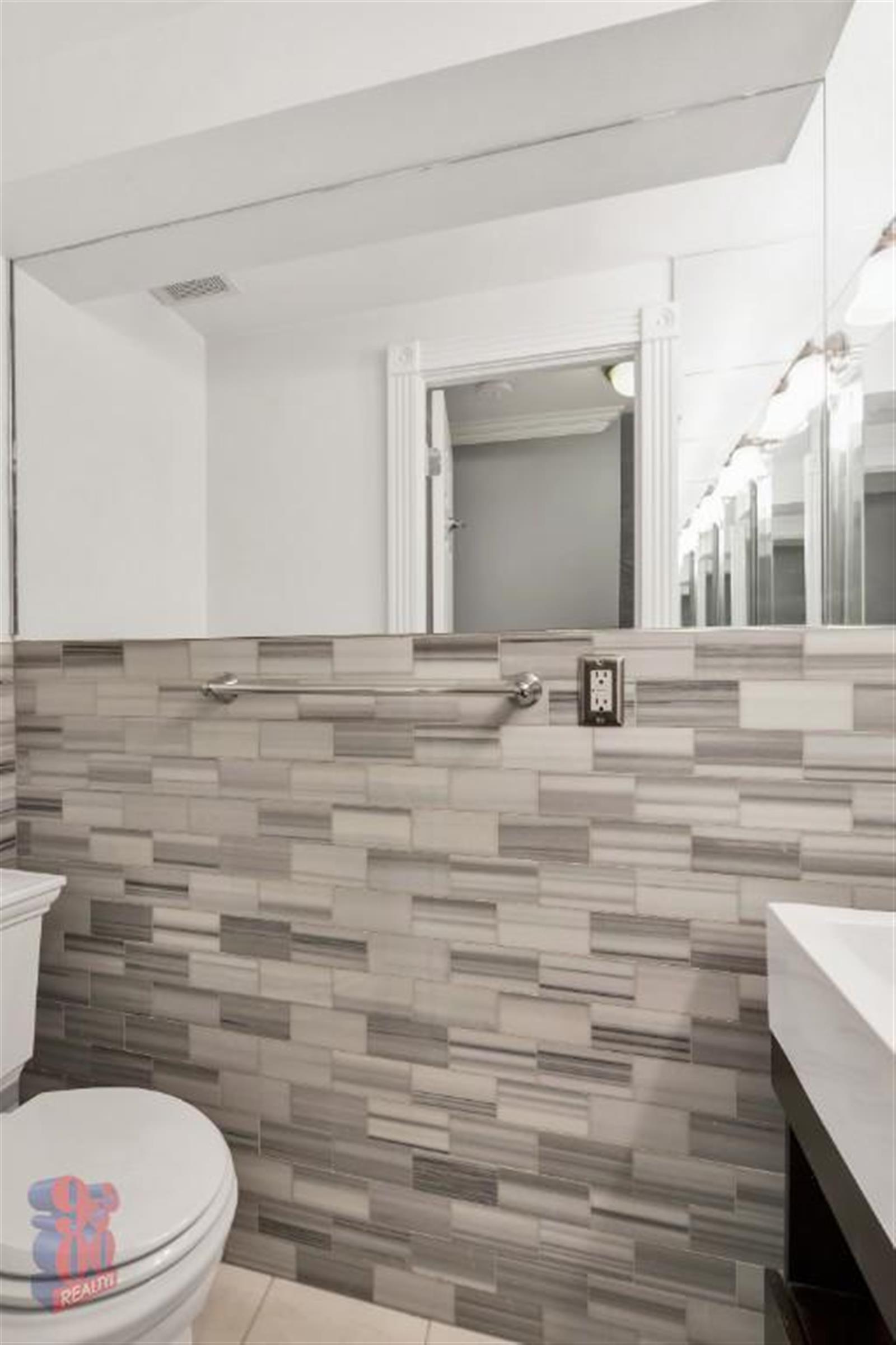 246 Mott Street, Unit 4 Manhattan, NY 10012 - Photo 4 of 8