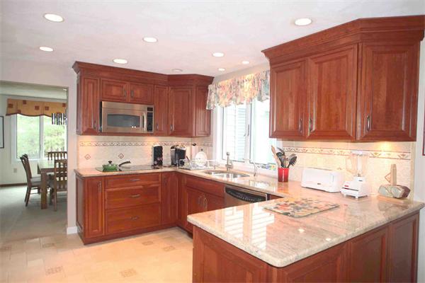 12 Agawam Road Sharon, MA 02067 - Photo 9 of 23 Gallery Image 9