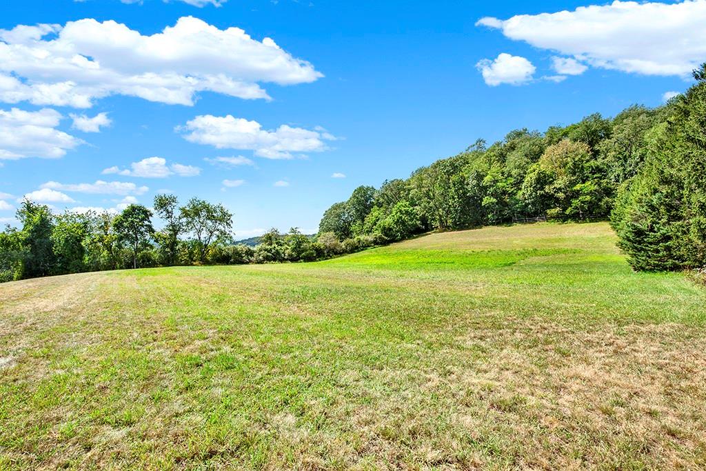 114 Forelle Lane Ligonier, PA 15658 - Photo 40 of 43 a view of an ocean and a yard