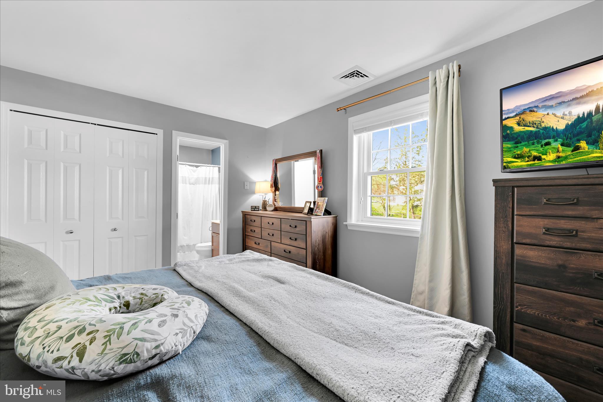 240 Birchwood Lane Lititz, PA 17543 - Photo 17 of 34 Primary Bedroom