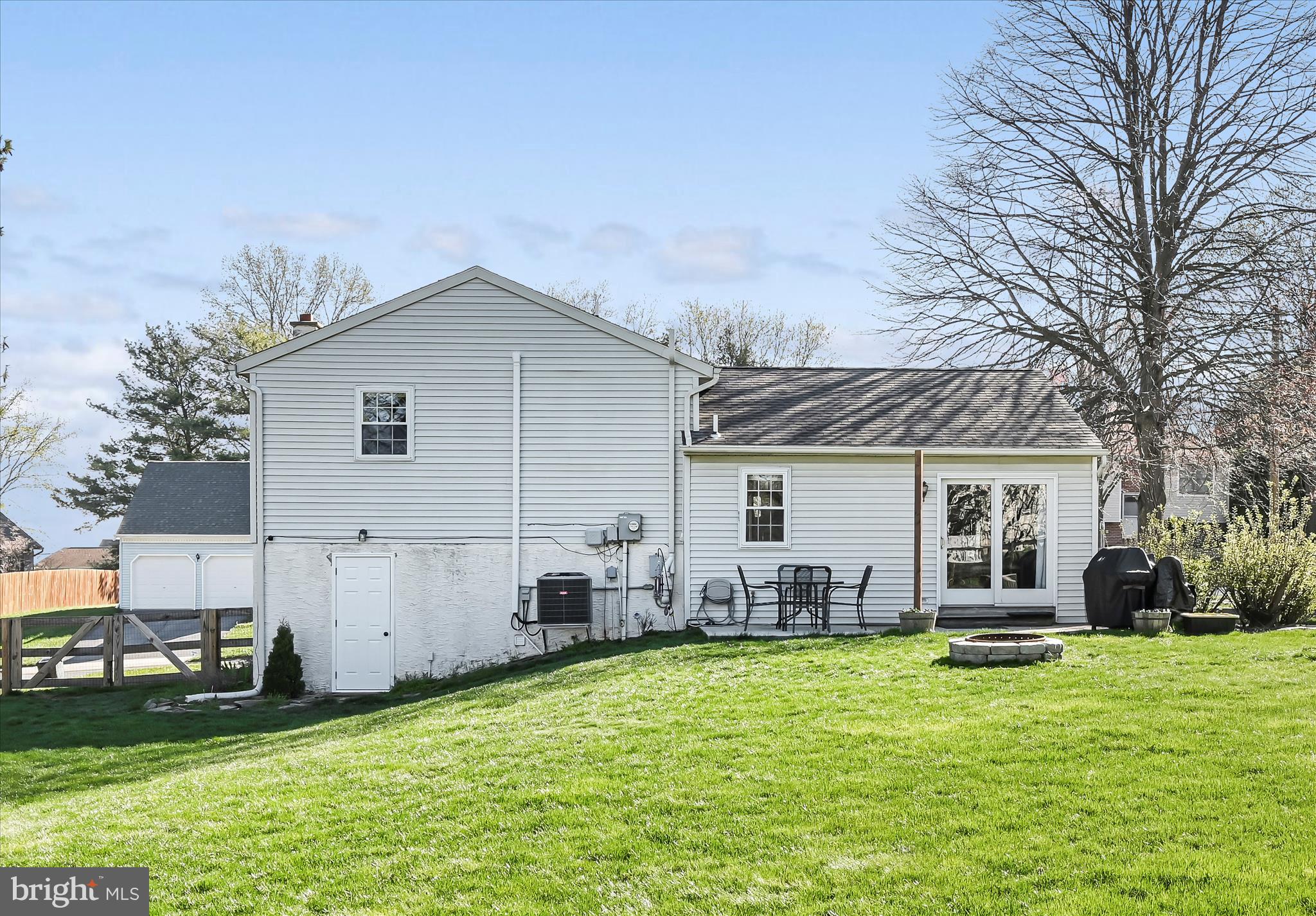 240 Birchwood Lane Lititz, PA 17543 - Photo 32 of 34 Exterior Back