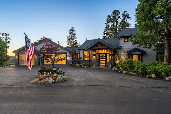 $2,500,000 | 42499 Bretz Point Lane, Shaver Lake, CA 93664