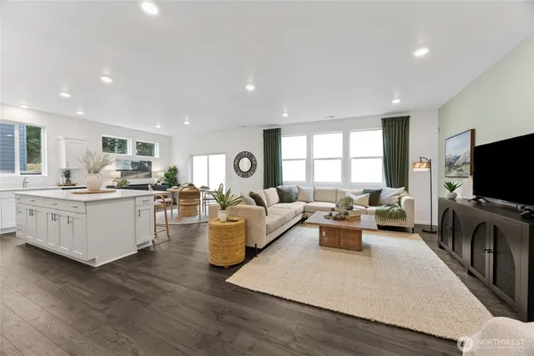 $712,995 | 10802 188 Street East, Unit 1033, Puyallup, WA 98374