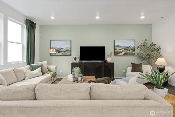 $712,995 | 10802 188 Street East, Unit 1033, Puyallup, WA 98374