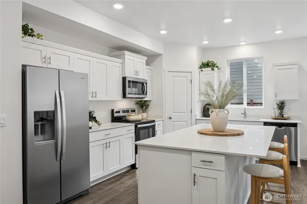 $712,995 | 10802 188 Street East, Unit 1033, Puyallup, WA 98374