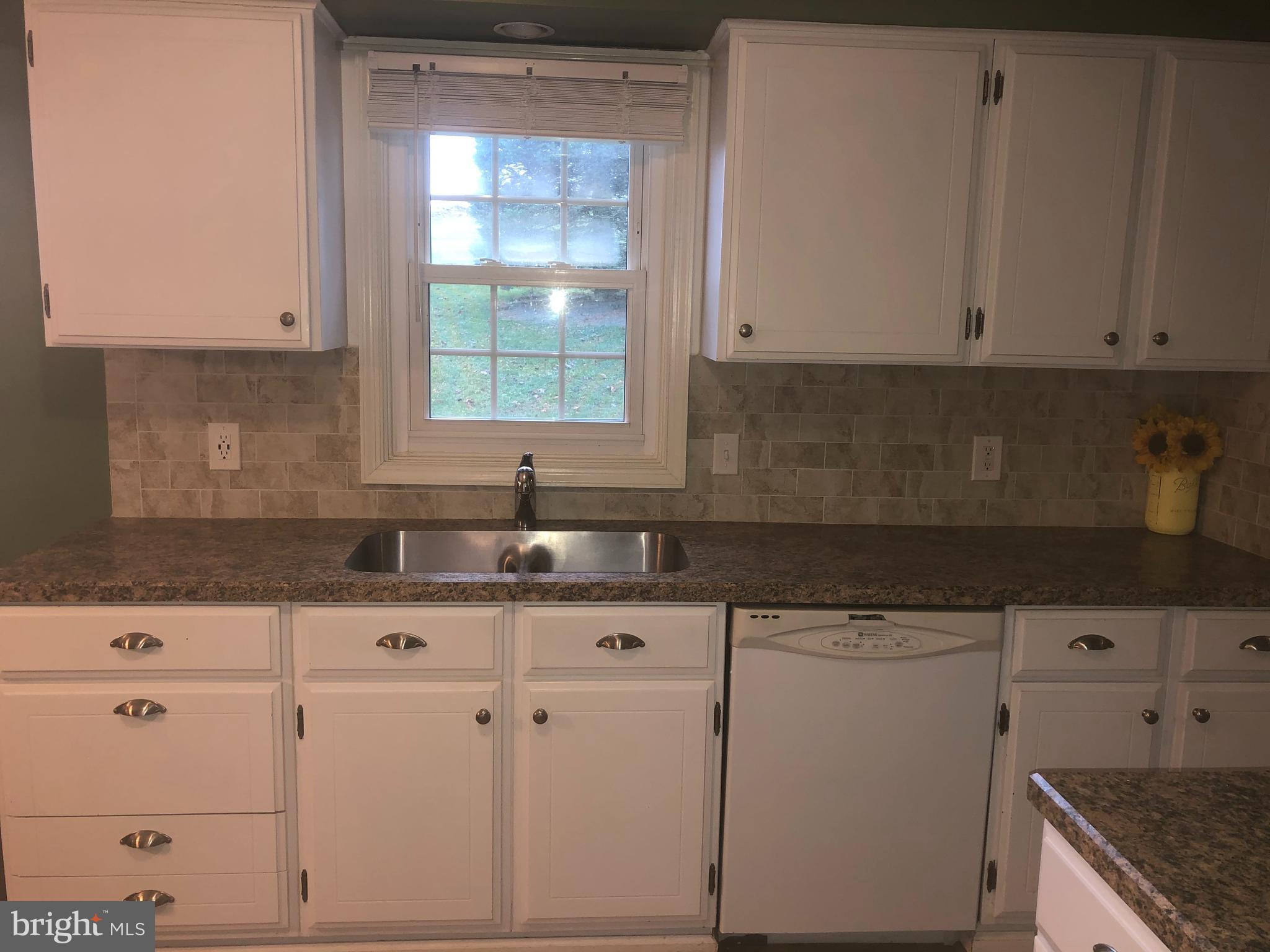 2556 Cramer Road Brogue, PA 17309 - Photo 10 of 34