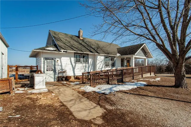 $469,900 | 68 Highway 131, Holden, MO 64040