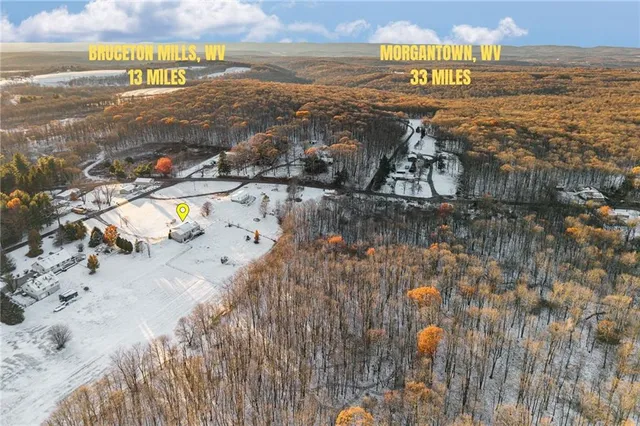 a view of the terrace space