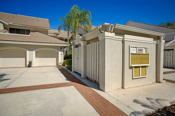 $850,000 | 3881 Back Bay Drive, Unit 118, Jupiter, FL 33477