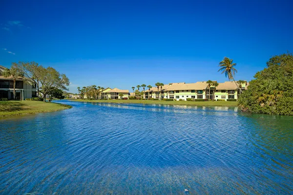 $850,000 | 3881 Back Bay Drive, Unit 118, Jupiter, FL 33477