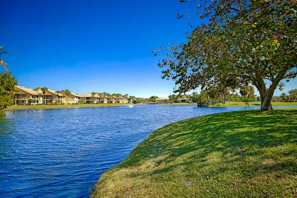 $850,000 | 3881 Back Bay Drive, Unit 118, Jupiter, FL 33477