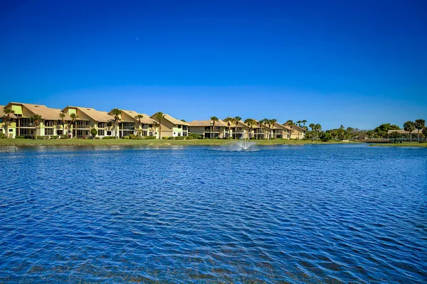 $850,000 | 3881 Back Bay Drive, Unit 118, Jupiter, FL 33477