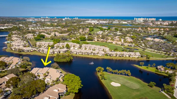 $850,000 | 3881 Back Bay Drive, Unit 118, Jupiter, FL 33477