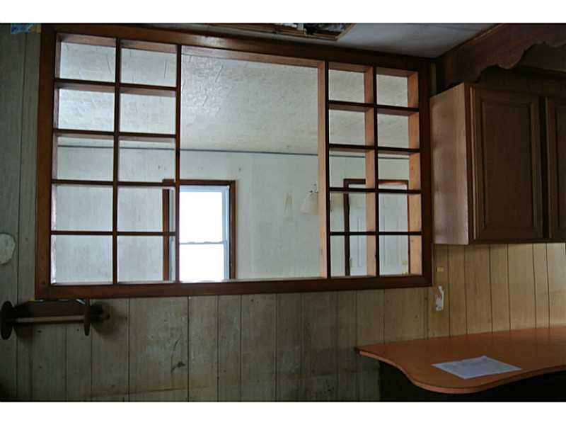 270 Kepple Road Leechburg, PA 15656 - Photo 9 of 16 Kitchen.