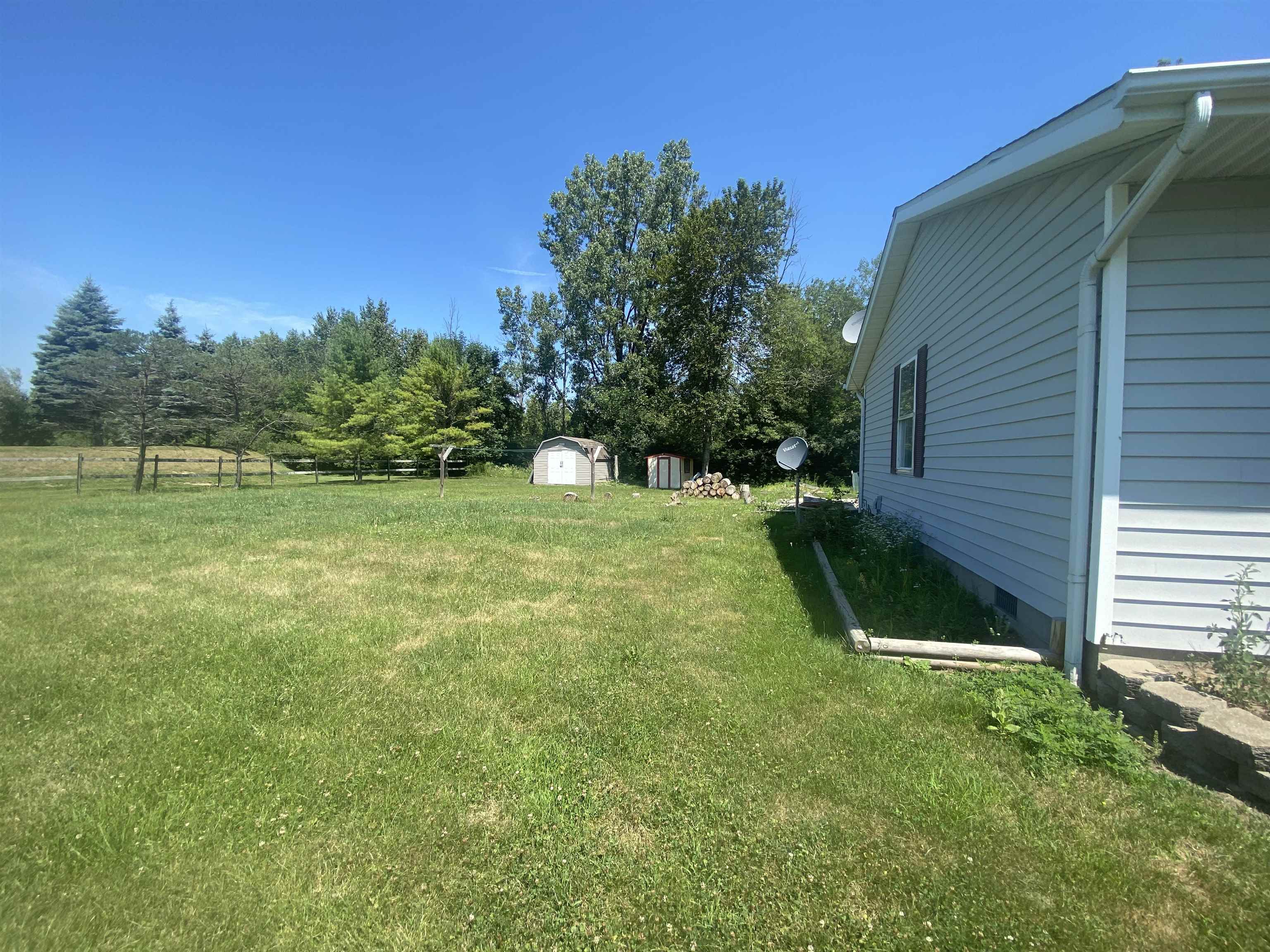 3220 Dundas Road Beaverton, MI 48612 - Photo 4 of 24