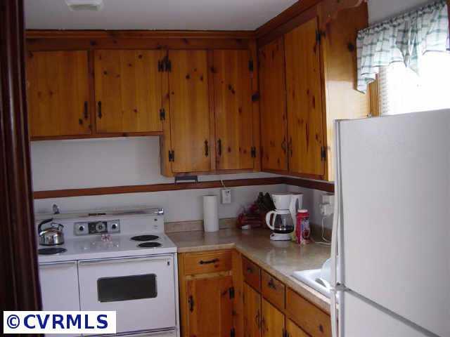 2101 Springdale Road Richmond, VA 23222 - Photo 9 of 10 Other - Kitchen w/new countertops