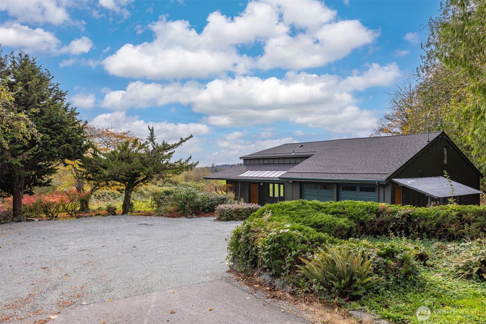 18928 Bow Hill Road Burlington, WA 98233 - Photo 4 of 39