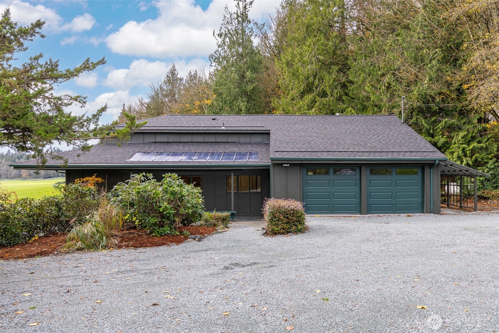 18928 Bow Hill Road Burlington, WA 98233 - Photo 5 of 39