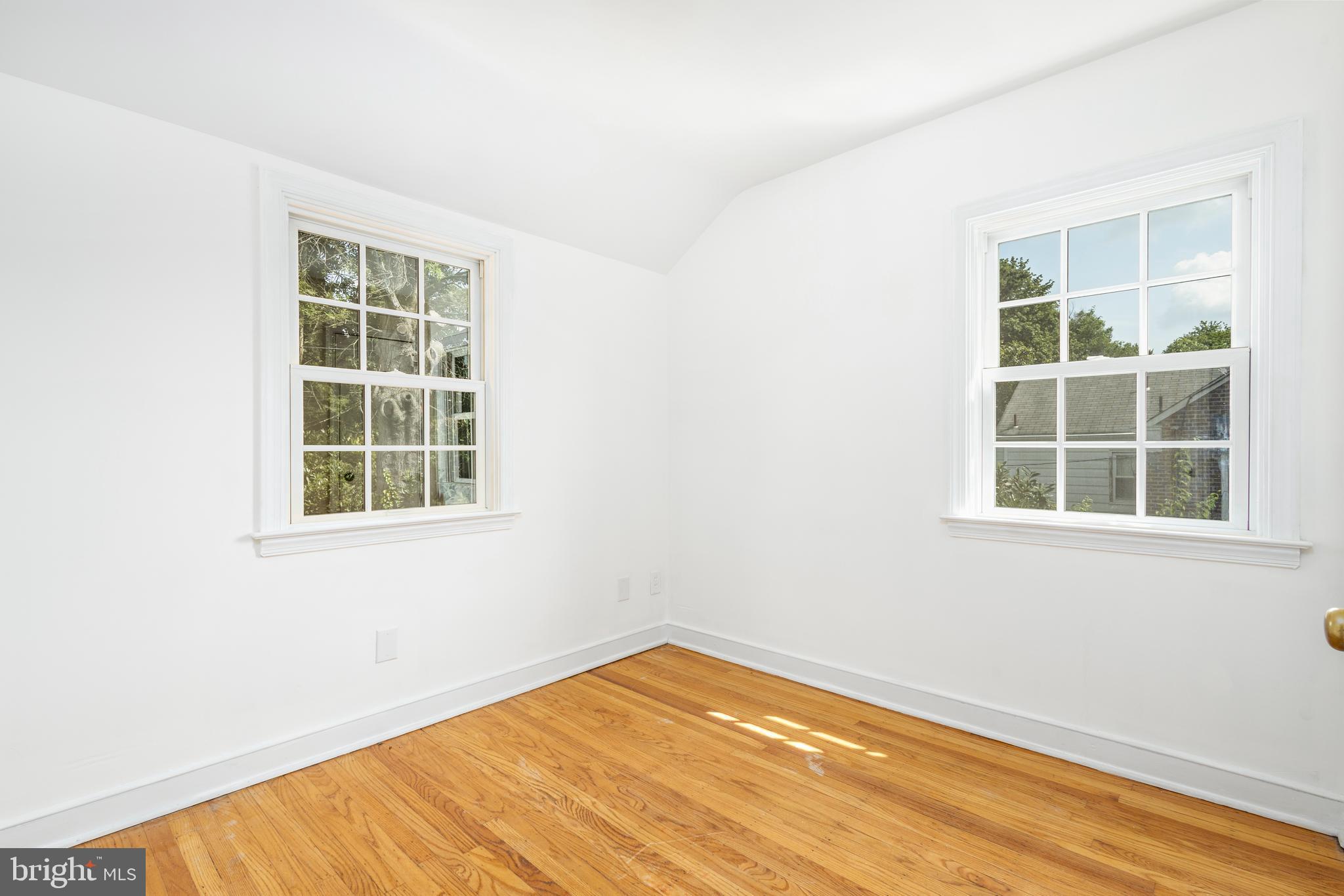7634 Brookfield Road Cheltenham, PA 19012 - Photo 24 of 31 bedroom 3