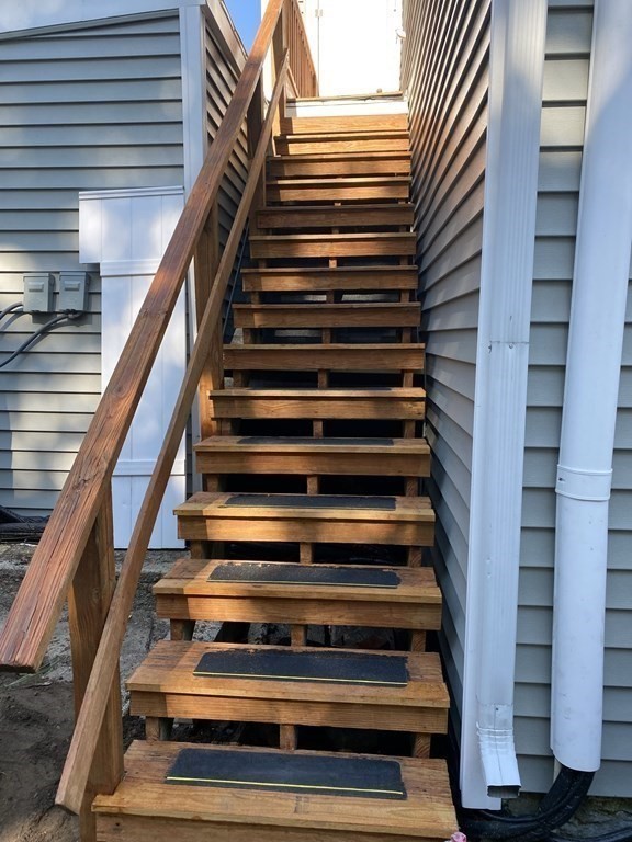 442 Main Street Wareham, MA 02571 - Photo 5 of 36 Gallery Image 5