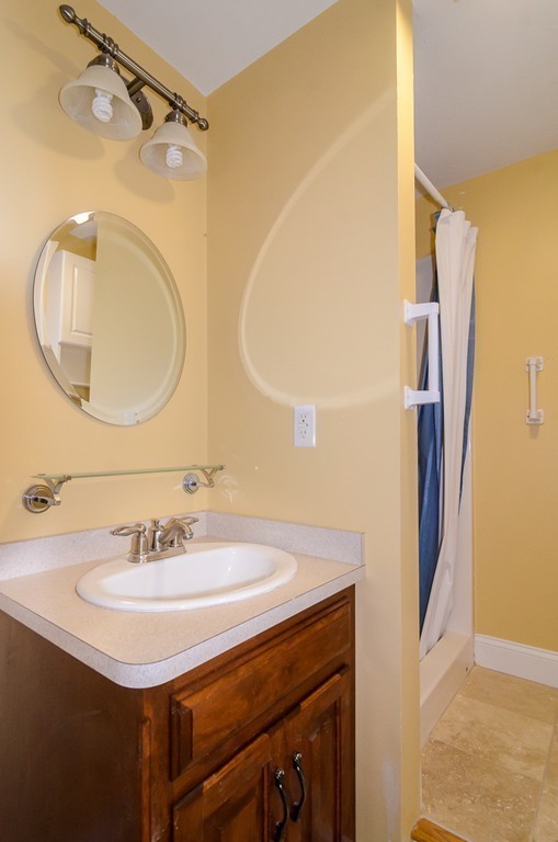 117 Grey Birch Road, Unit 117 Norfolk, MA 02056 - Photo 21 of 30 Gallery Image 21