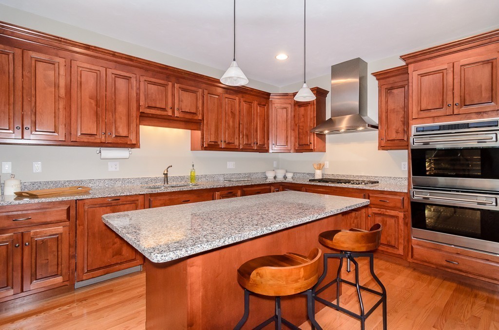 117 Grey Birch Road, Unit 117 Norfolk, MA 02056 - Photo 4 of 30 Gallery Image 4