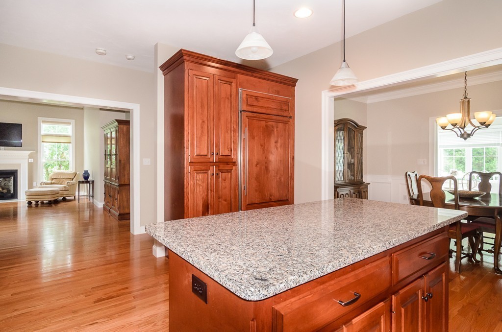 117 Grey Birch Road, Unit 117 Norfolk, MA 02056 - Photo 5 of 30 Gallery Image 5