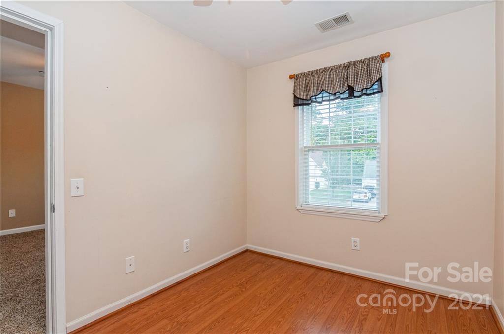 640 Clearbrook Road Matthews, NC 28105 - Photo 25 of 38 Gallery Image 25