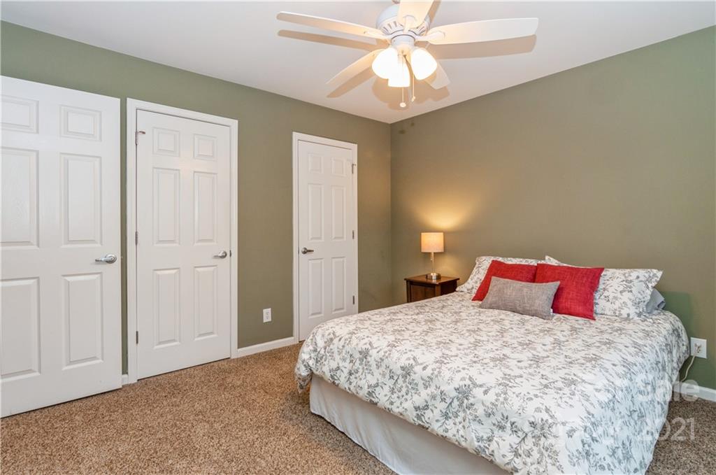 640 Clearbrook Road Matthews, NC 28105 - Photo 31 of 38 Gallery Image 31