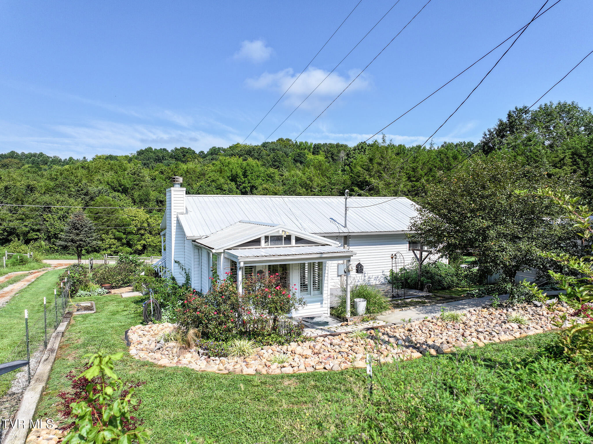 2074 West Pines Road Afton, TN 37616 - Photo 25 of 52 25
