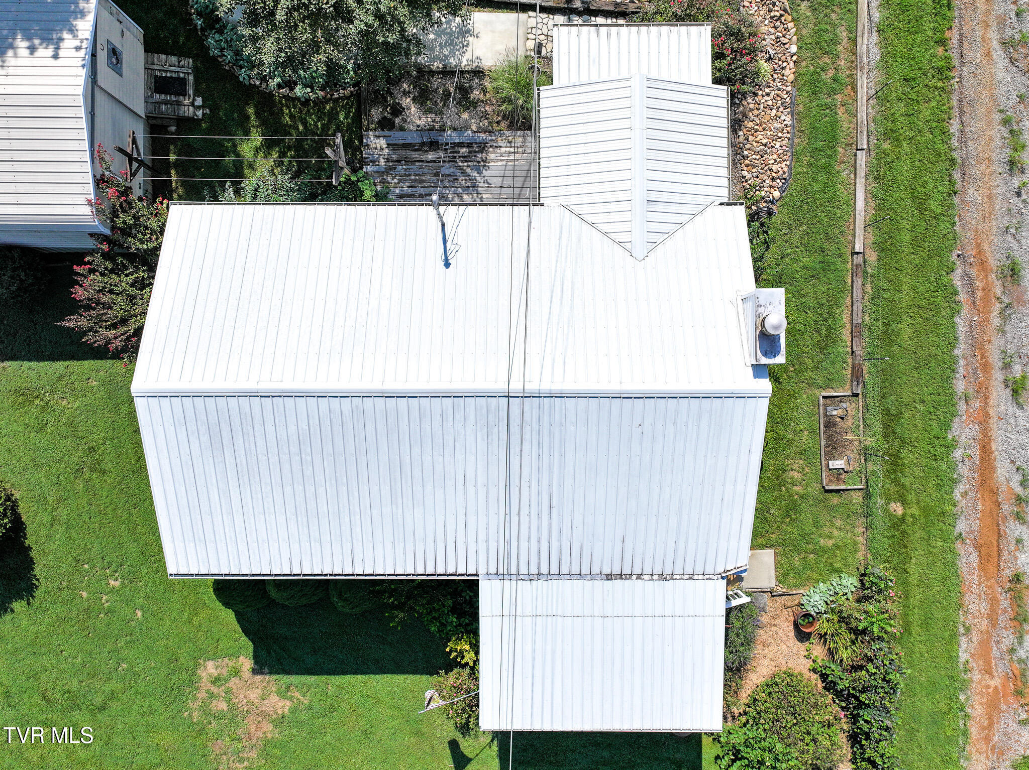 2074 West Pines Road Afton, TN 37616 - Photo 46 of 52 46