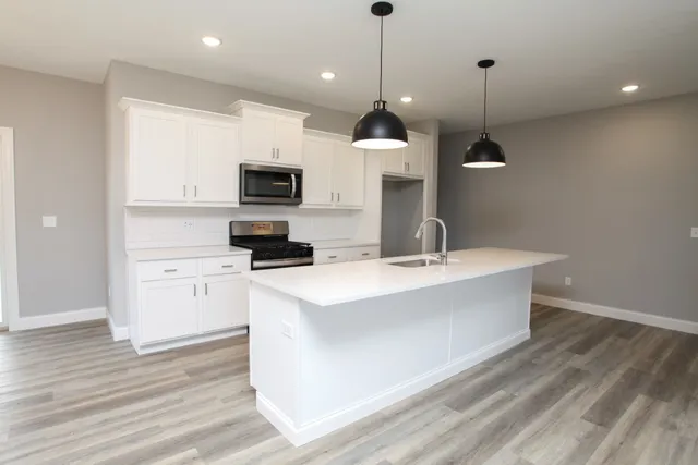 $439,900 | 2614 Piney, Bloomington, IL 61705