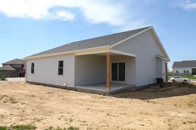 $439,900 | 2614 Piney, Bloomington, IL 61705