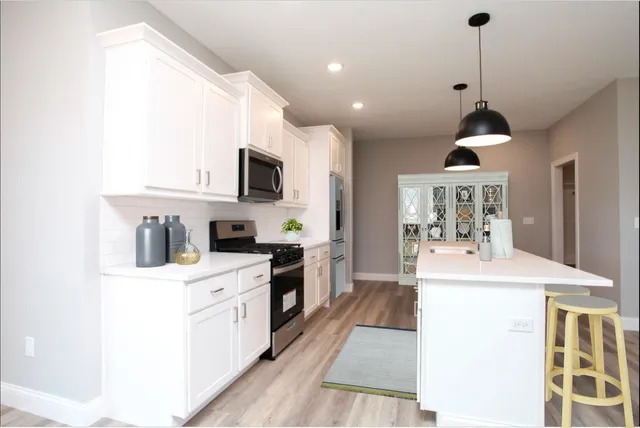 $439,900 | 2614 Piney, Bloomington, IL 61705