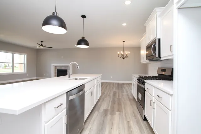 $439,900 | 2614 Piney, Bloomington, IL 61705